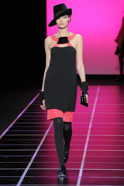 Look 38